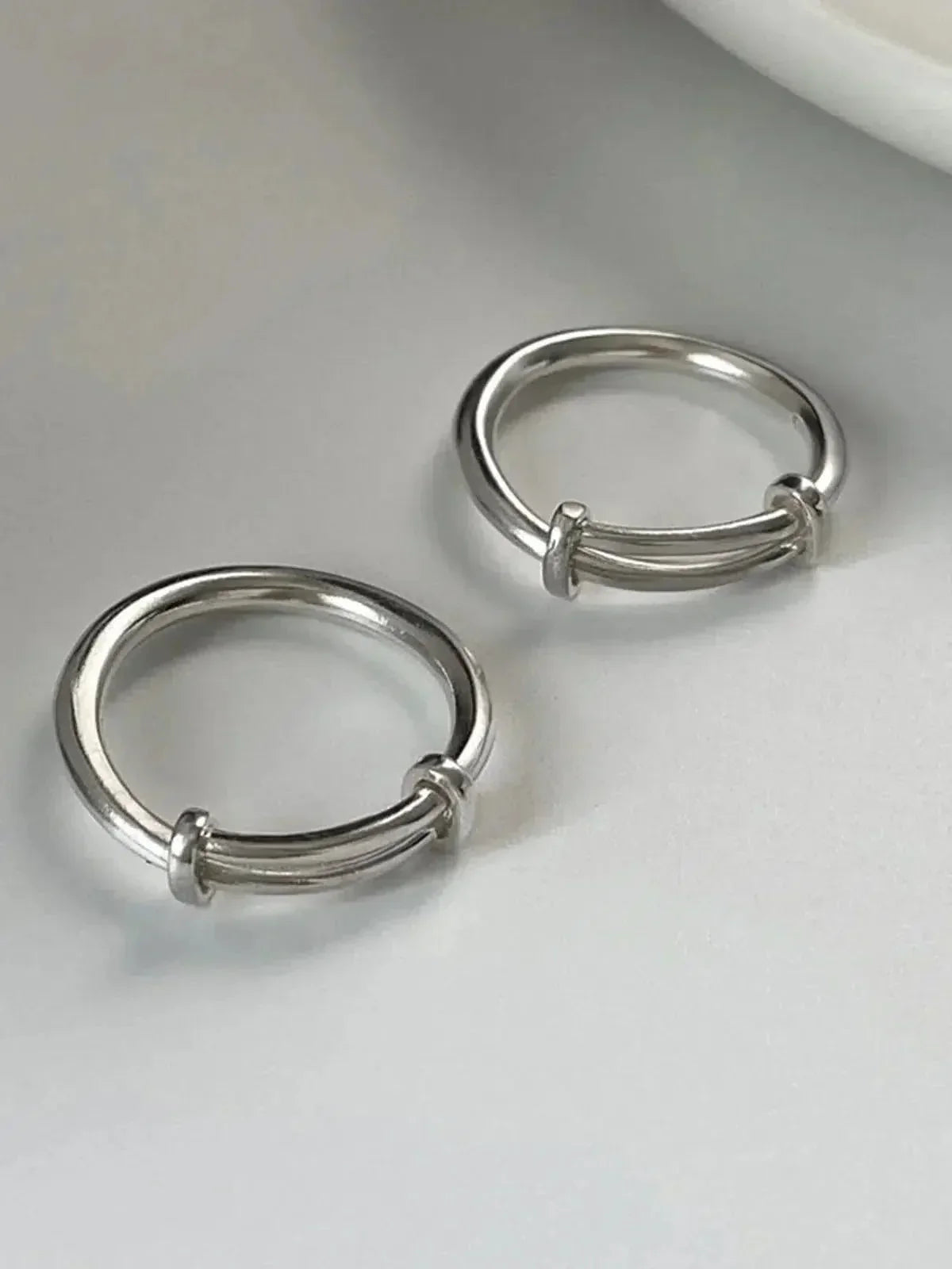Minimalistische verstelbare zilveren ring - Strak open ontwerp