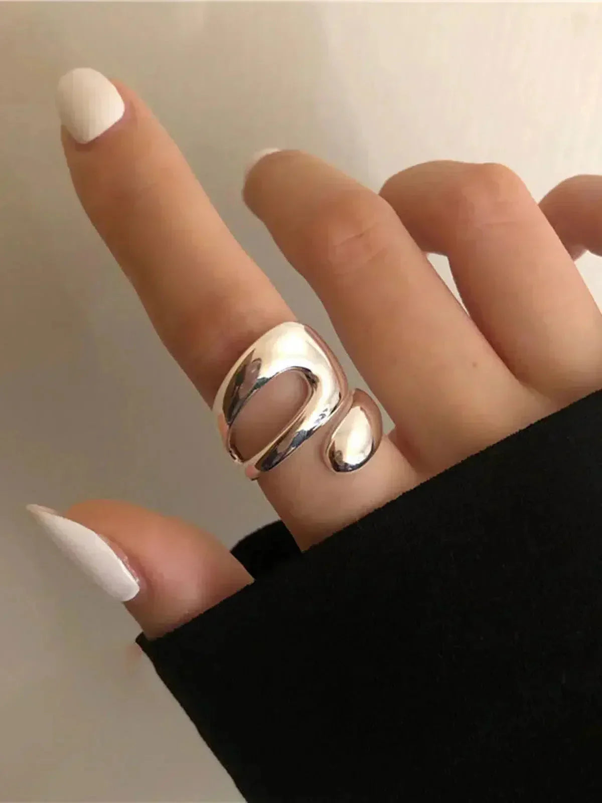 Zilveren ring met hartmotief - Minimalistisch open ontwerp